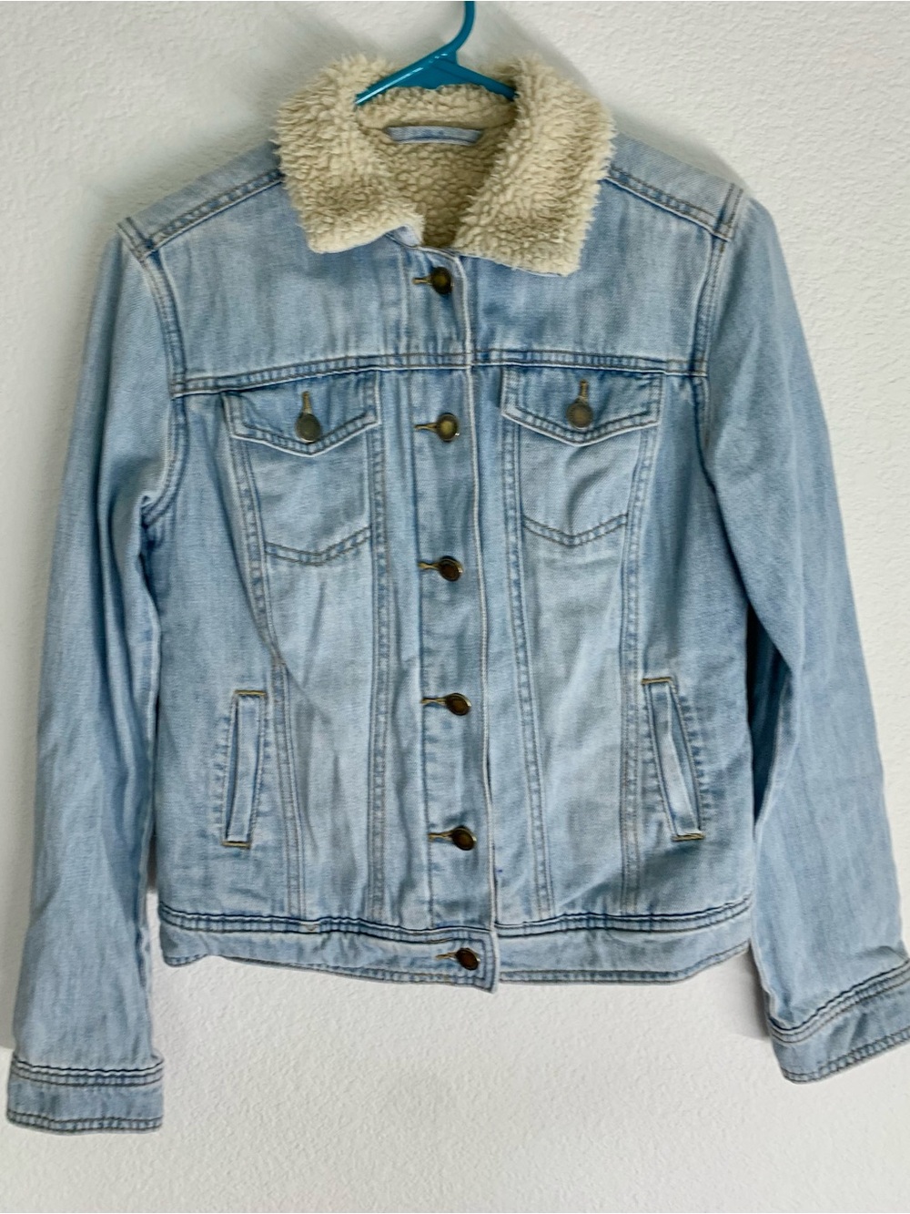 Light Blue Sherpa Collar Denim Jacket - Unbranded